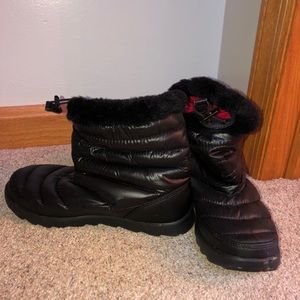 Like New! Snow boots